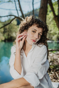 Agate GUUDS limpieza facial con cosmética sólida